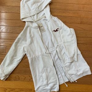 White Hollister Sweatshirt